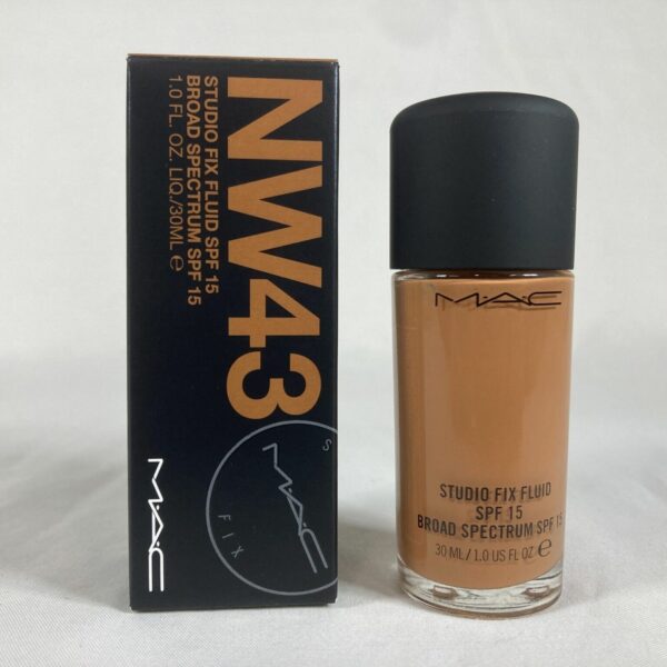 Mac Studio Fix Powder (NW 43)