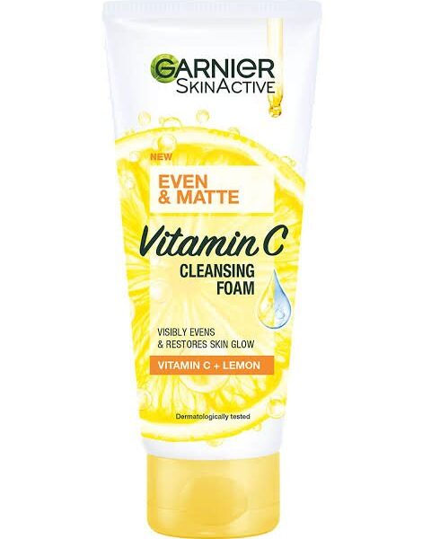 Garnier Even & Bright Vitamin C Cleansing Foam